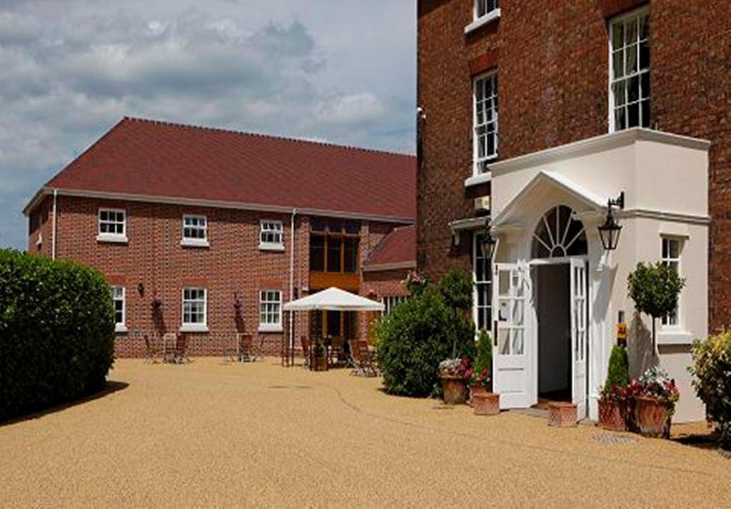 טלפורד Hadley Park House Hotel מראה חיצוני תמונה
